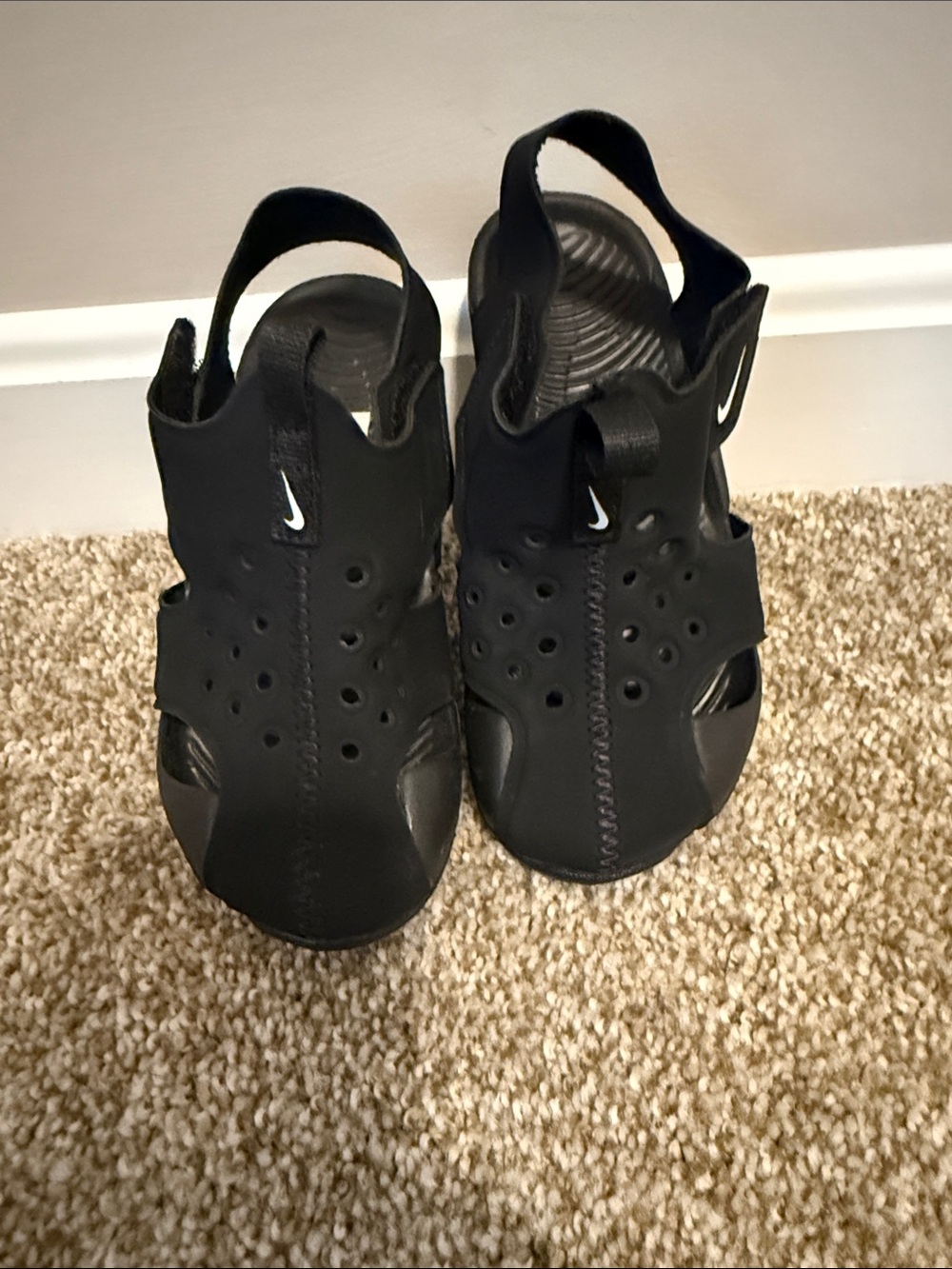 Nike Kids Black Slip-On Sandals size 10